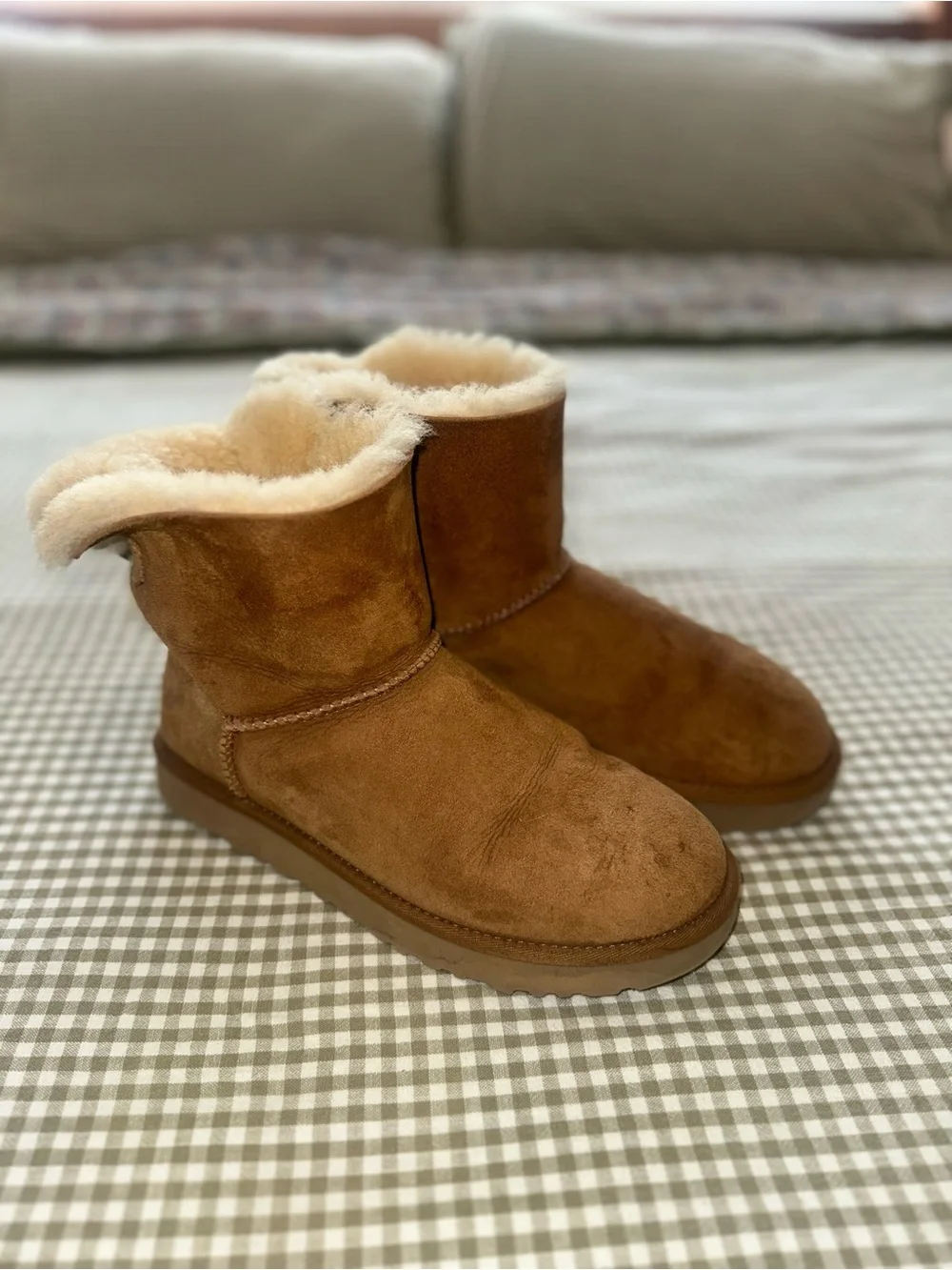 UGG Bailey Bow II- water resistant